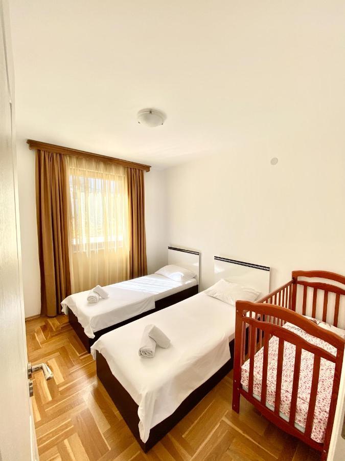Apartments First Line Petrovac Bagian luar foto