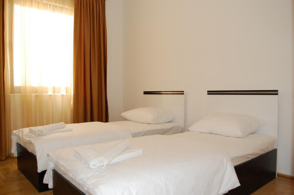Apartments First Line Petrovac Ruang foto